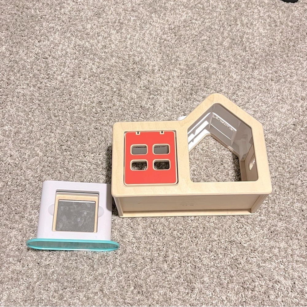 LOVEVERY Kids Toys Modular House and Mirror